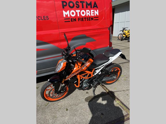 ktm - 390-duke-abs