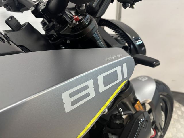 husqvarna - vitpilen-801