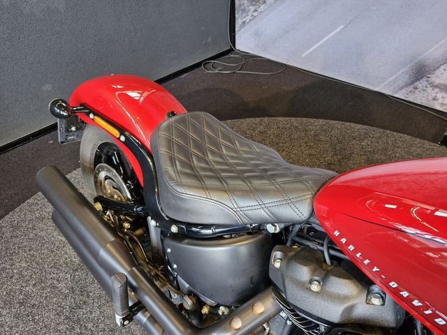 harley-davidson - street-bob-114-fxbbs