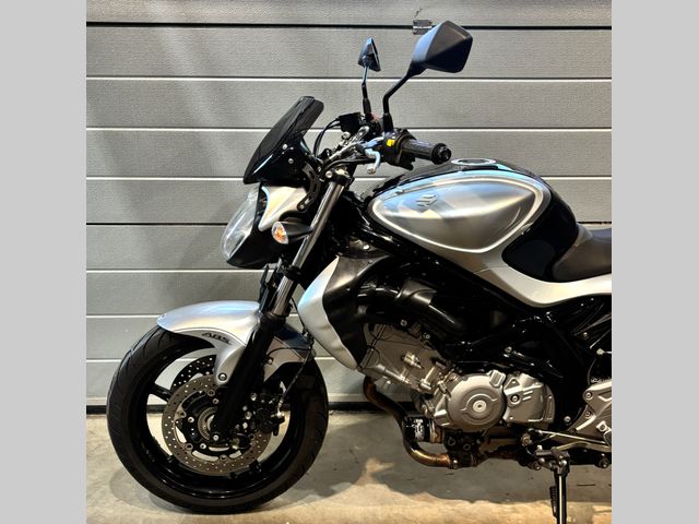 suzuki - sfv-650-gladius