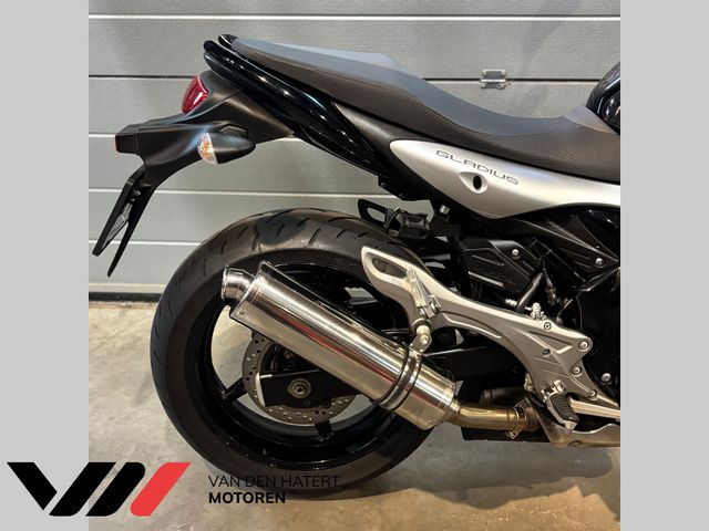 suzuki - sfv-650-gladius