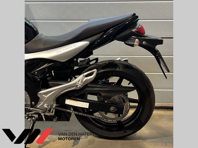 suzuki - sfv-650-gladius