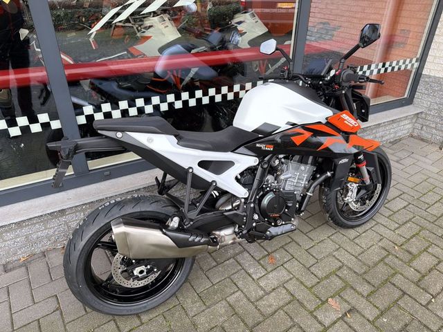 ktm - 990-duke
