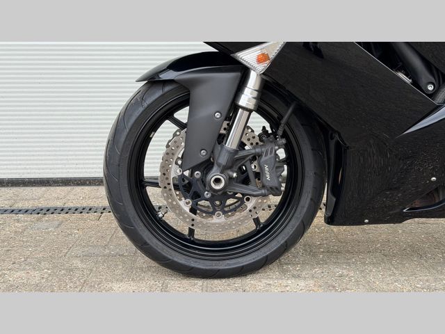 kawasaki - zx-6r