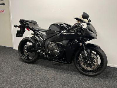 HONDA CBR 600 RR – foto 3