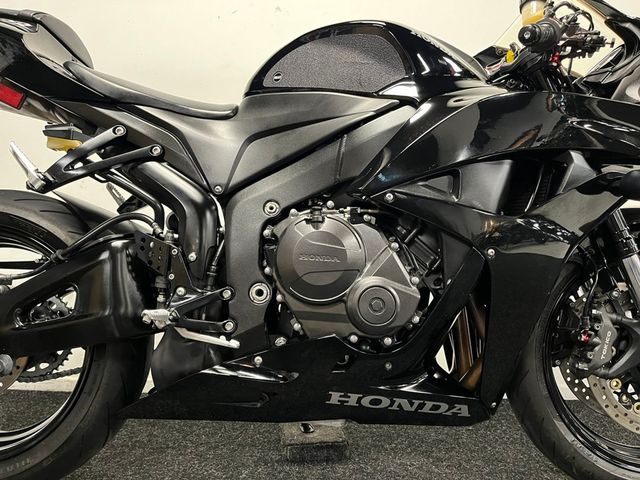 honda - cbr-600-rr