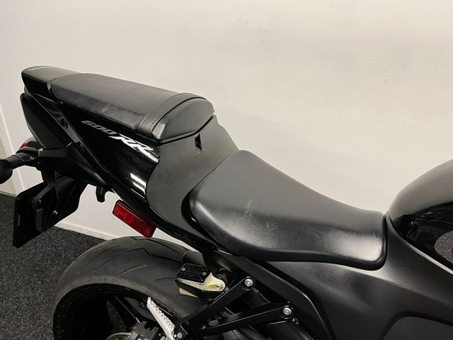 honda - cbr-600-rr