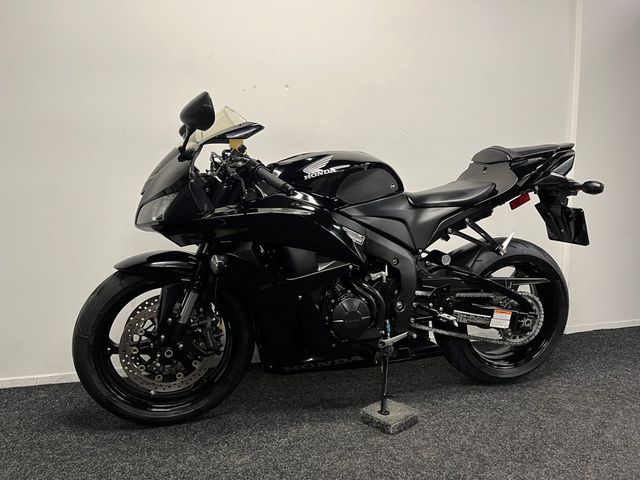 honda - cbr-600-rr