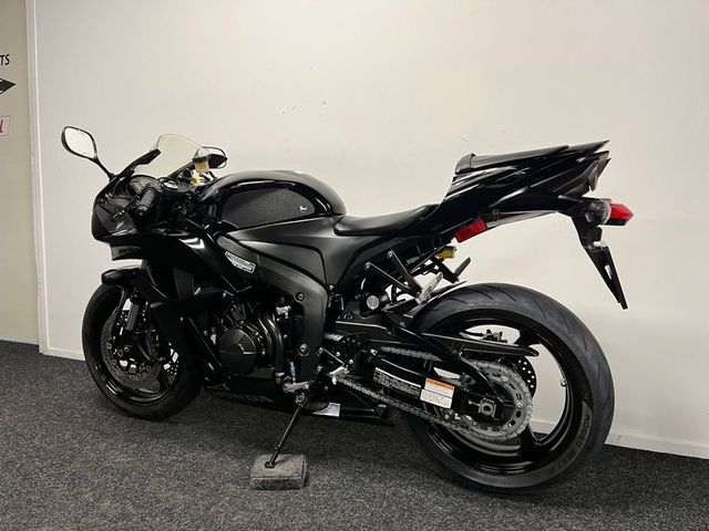 honda - cbr-600-rr