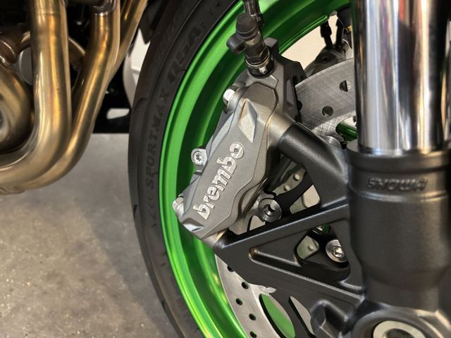 kawasaki - z1100-se