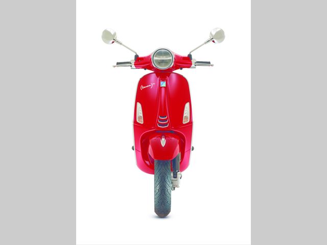 vespa - primavera-125-red