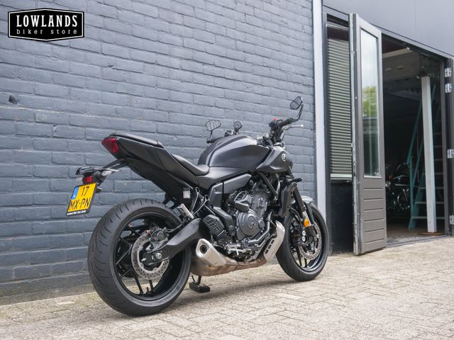 yamaha - mt-07-y-amt