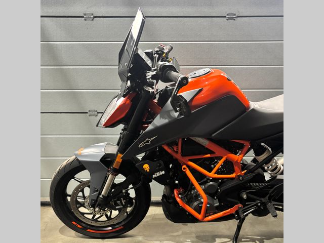 ktm - 390-duke-abs