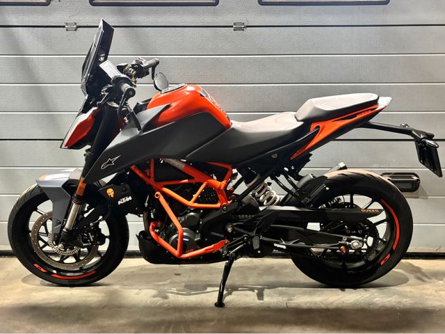 ktm - 390-duke-abs