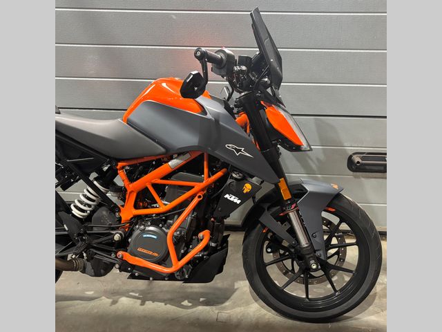 ktm - 390-duke-abs