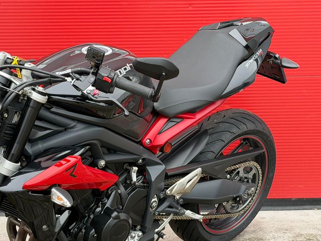 triumph - street-triple-r