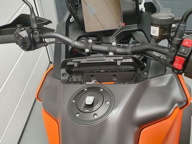 ktm - 1390-super-adventure-s-evo