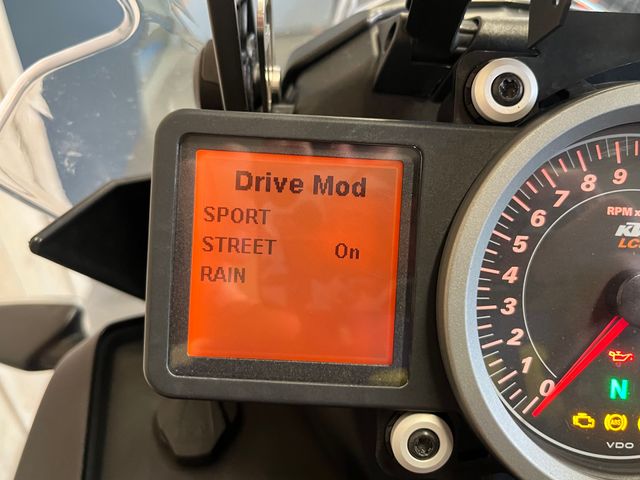 ktm - 1090-adventure