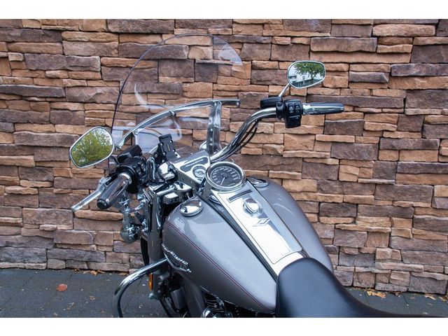 harley-davidson - roadking-107