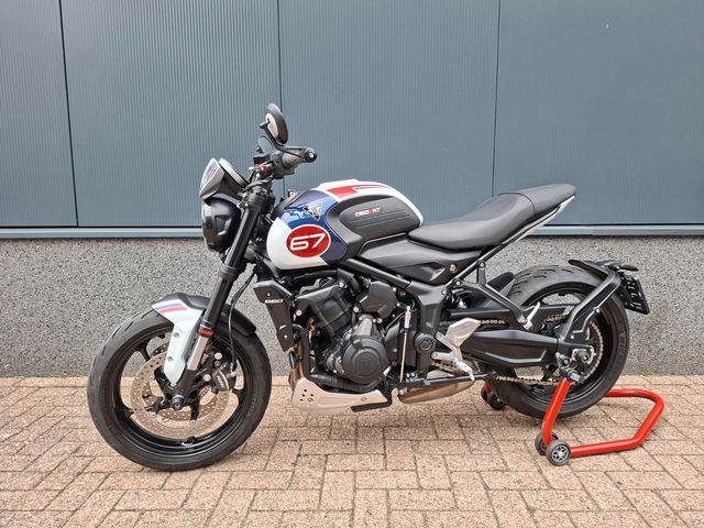 triumph - trident-660-triple-tribute-edition