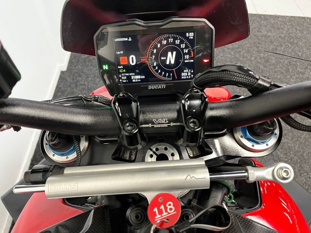 ducati - streetfighter--s-1098