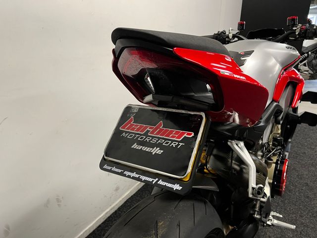 ducati - streetfighter--s-1098
