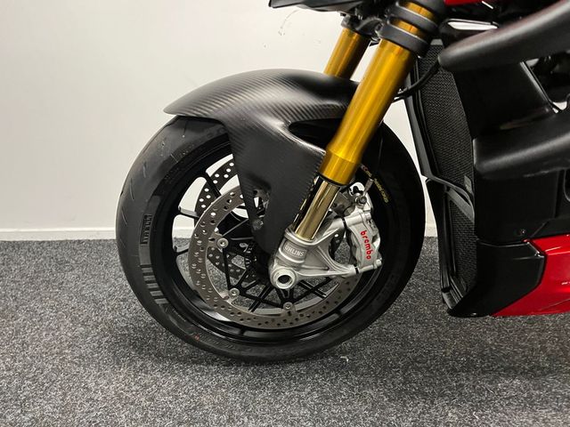ducati - streetfighter--s-1098