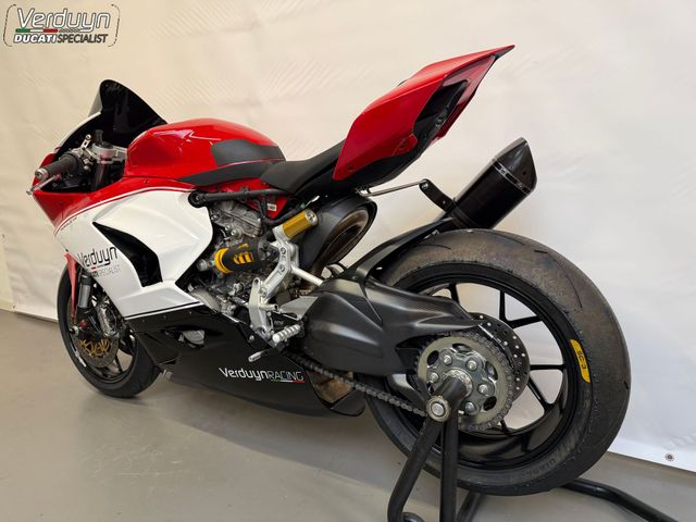 ducati - panigale-v2