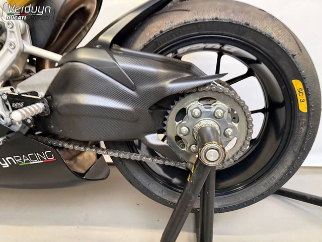 ducati - panigale-v2