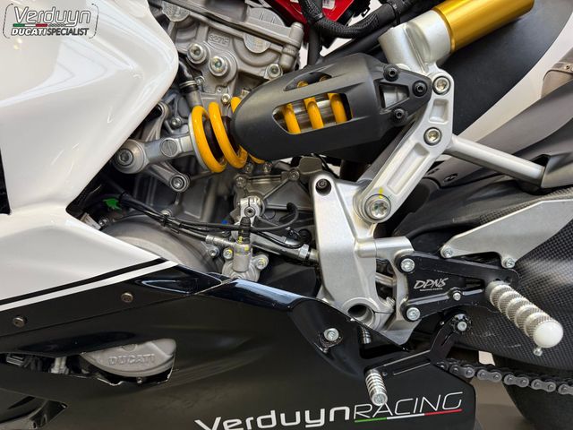 ducati - panigale-v2