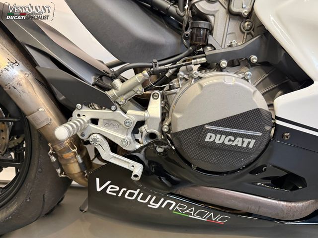ducati - panigale-v2