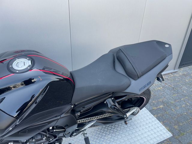 yamaha - fz-8-abs