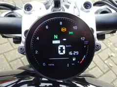 Benelli Leoncino Bobber 400 2026 nieuw – foto 9 van 33