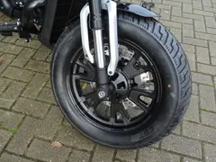Benelli Leoncino Bobber 400 2026 nieuw – foto 17 van 33