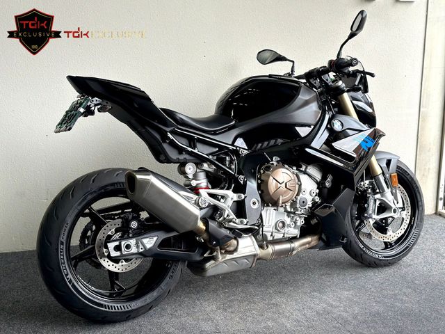 bmw - s-1000-r