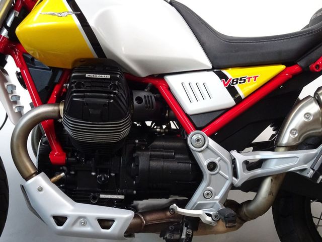 moto-guzzi - v-85-tt