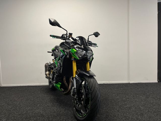 kawasaki - z900-se