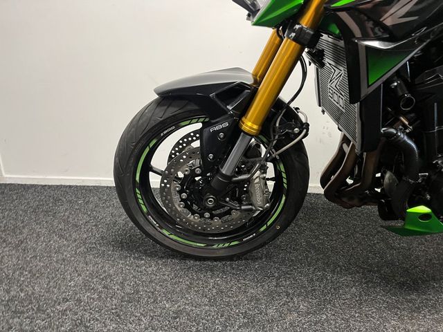 kawasaki - z900-se