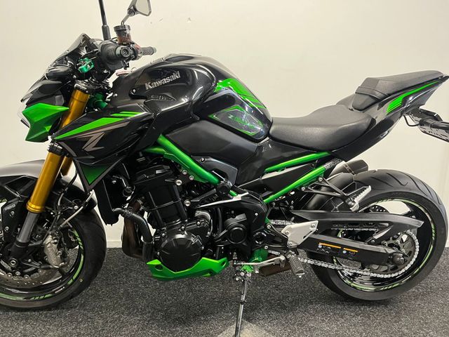 kawasaki - z900-se