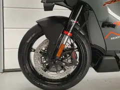 KTM RC 990 R 2026 nieuw – foto 4 van 19