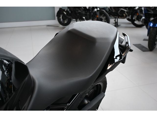 bmw - g-310-r