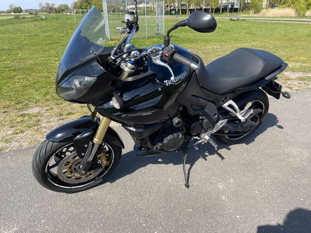 triumph - tiger-1050-abs