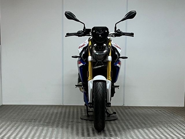 bmw - f-900-r