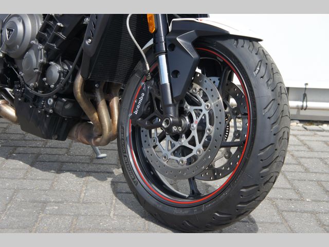 triumph - street-triple-765-r