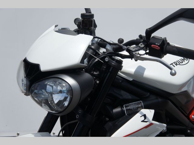 triumph - street-triple-765-r