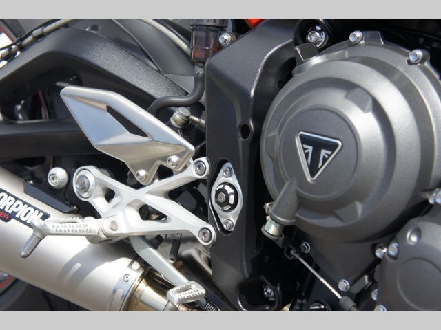 triumph - street-triple-765-r