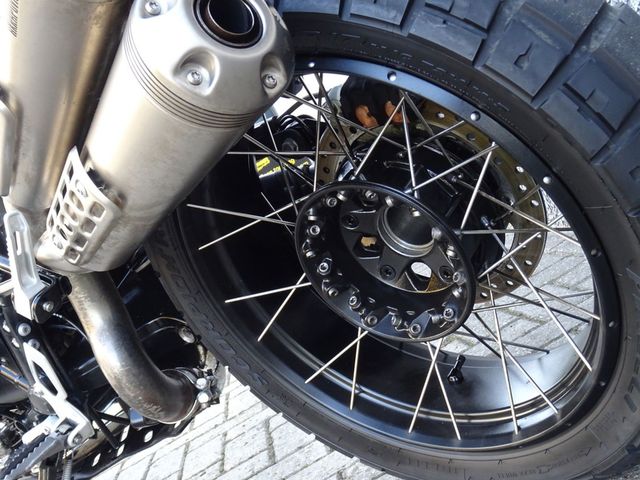bmw - r-nine-t-scrambler