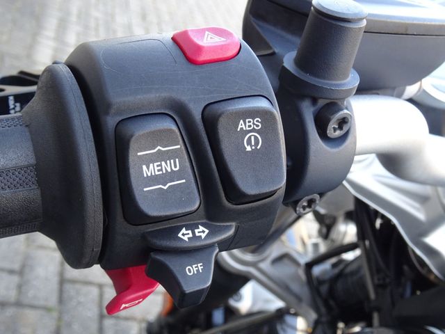 bmw - r-nine-t-scrambler