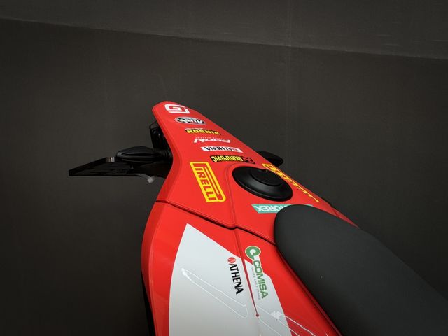 gas-gas - sm-700