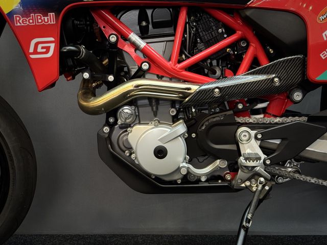 gas-gas - sm-700